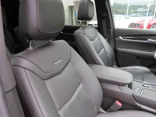 2023 Cadillac XT6 AWD Premium Luxury