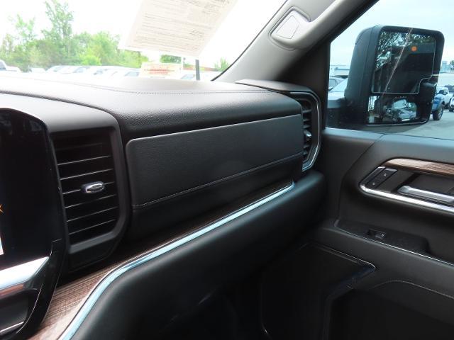 2024 Chevrolet Silverado 2500HD 4WD Crew Cab Standard Bed LT