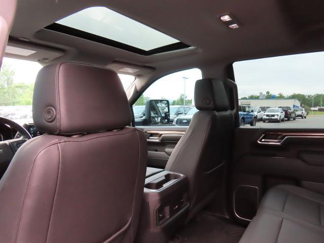 2024 Chevrolet Silverado 2500HD 4WD Crew Cab Standard Bed LT