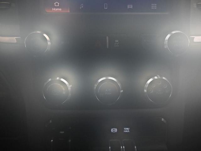 2024 Ram 3500 Big Horn Crew Cab 4x4 8' Box