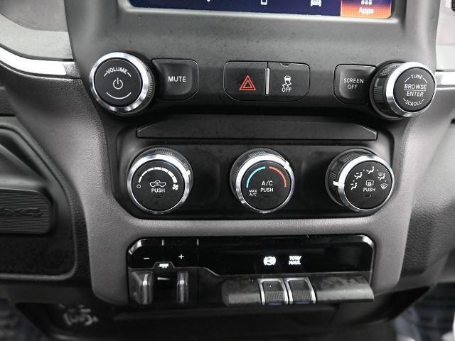 2024 Ram 3500 Big Horn Crew Cab 4x4 8' Box