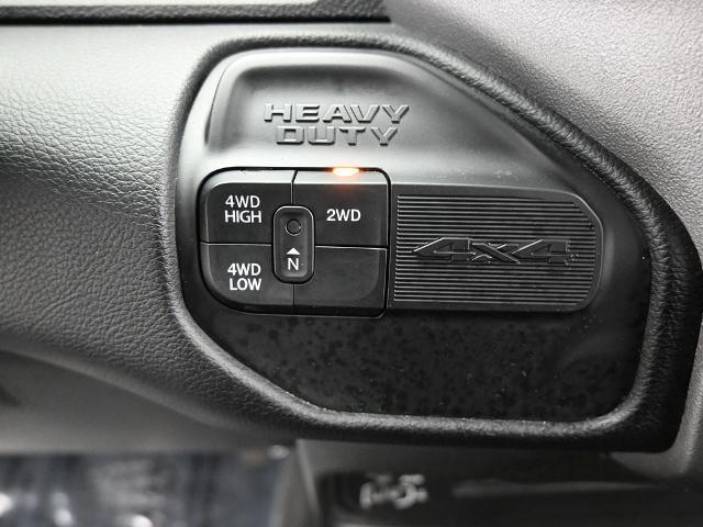 2024 Ram 3500 Big Horn Crew Cab 4x4 8' Box