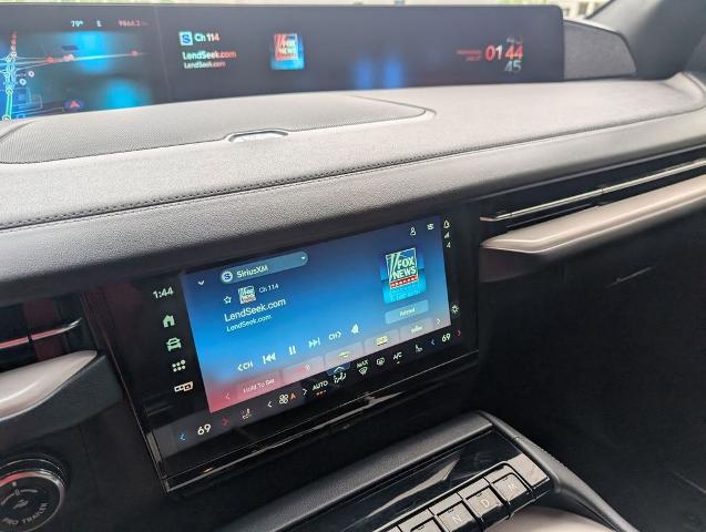 2025 Lincoln Navigator Reserve L