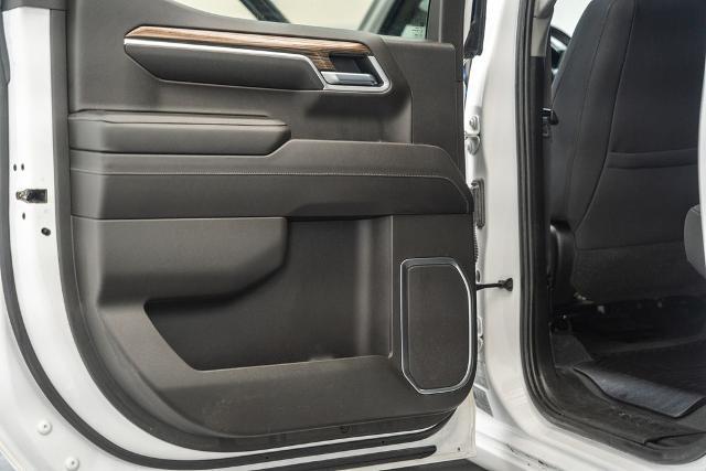 2022 Chevrolet Silverado 1500 4WD Crew Cab Standard Bed LT