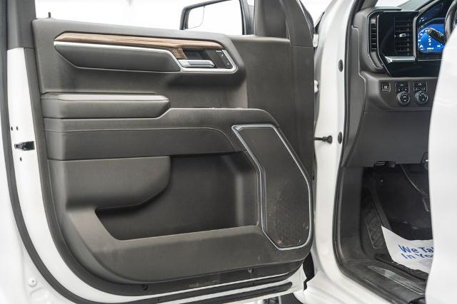 2022 Chevrolet Silverado 1500 4WD Crew Cab Standard Bed LT