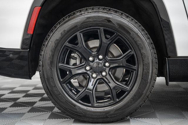 2023 Jeep Wagoneer Series II Carbide 4x4