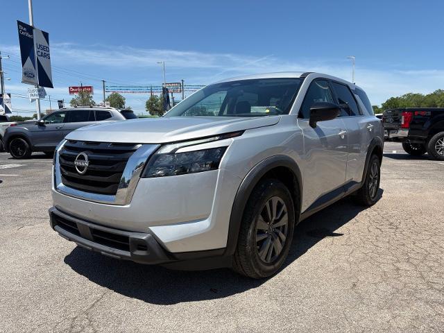 2023 Nissan Pathfinder S 4WD