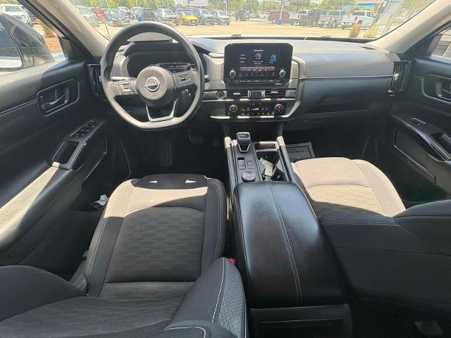 2023 Nissan Pathfinder S 4WD