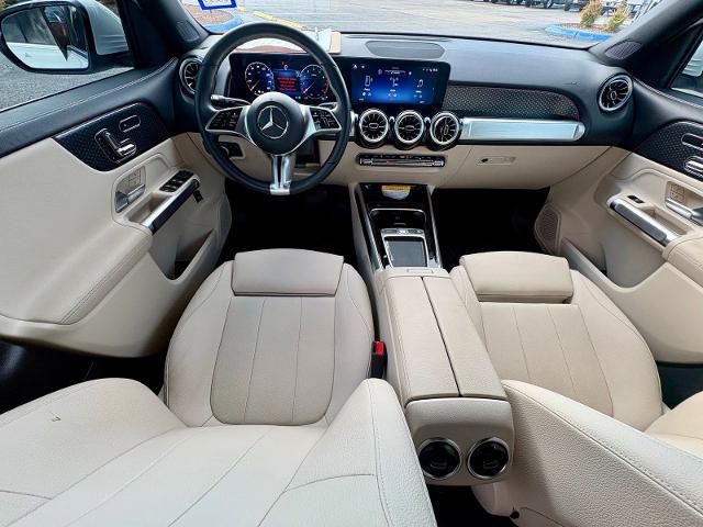 2025 Mercedes-Benz GLB Base