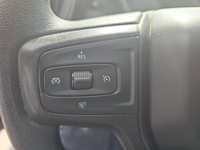 2021 Chevrolet Silverado 1500 4WD Crew Cab Short Bed Custom