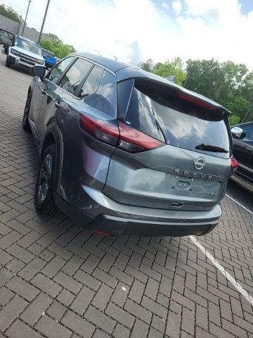 2024 Nissan Rogue SV FWD