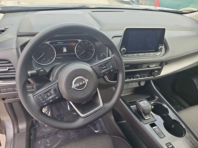 2024 Nissan Rogue SV FWD