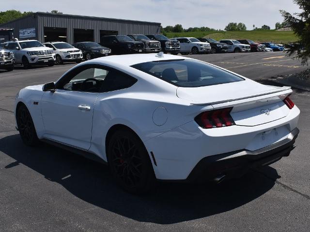 2024 Ford Mustang EcoBoost Fastback