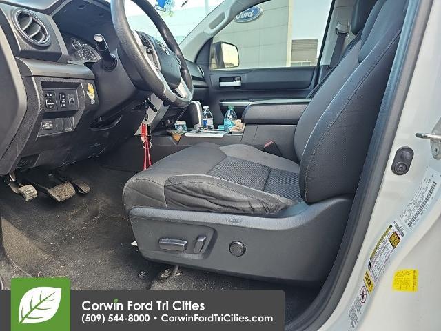 2016 Toyota Tundra SR5 5.7L V8