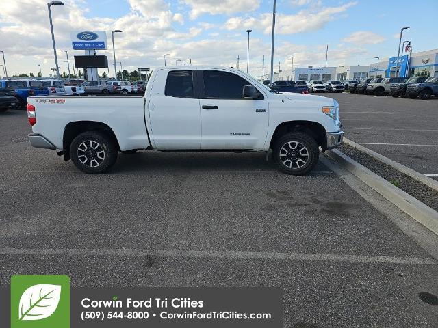 2016 Toyota Tundra SR5 5.7L V8