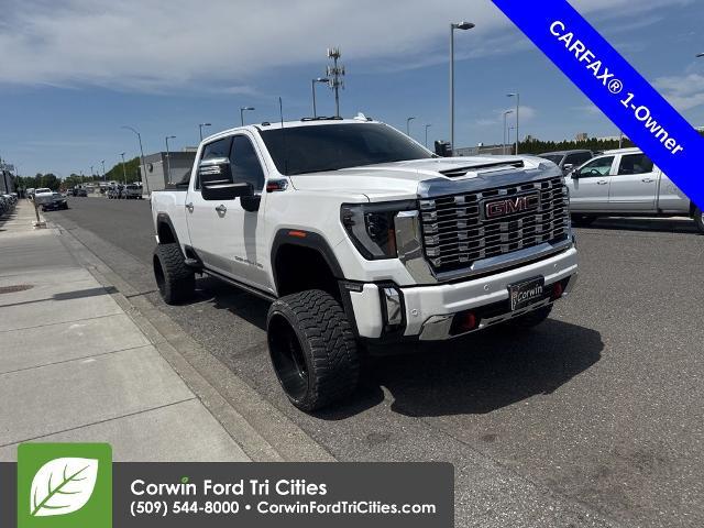 2025 GMC Sierra 2500HD 4WD Crew Cab Standard Bed Denali