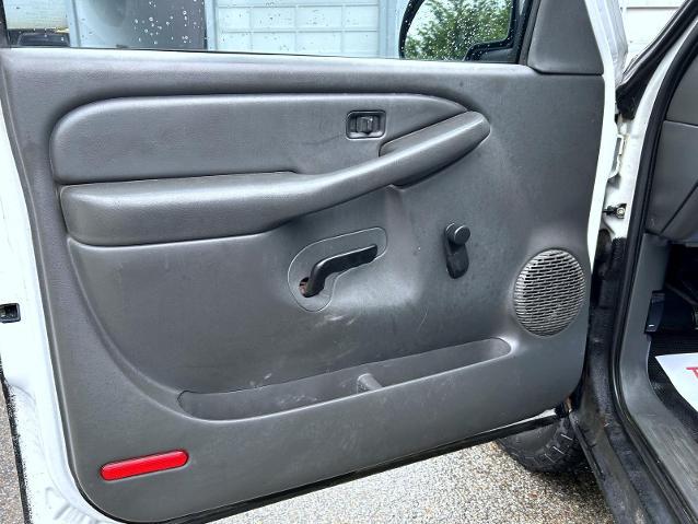 2003 Chevrolet Silverado 2500HD Base