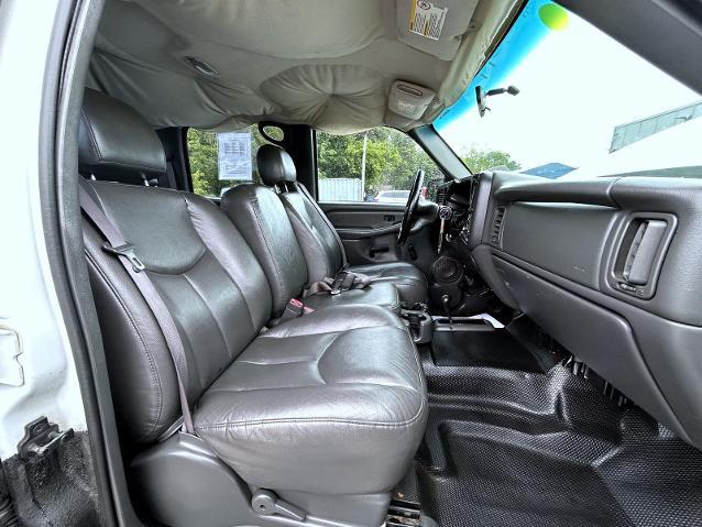 2003 Chevrolet Silverado 2500HD Base