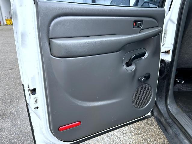 2003 Chevrolet Silverado 2500HD Base