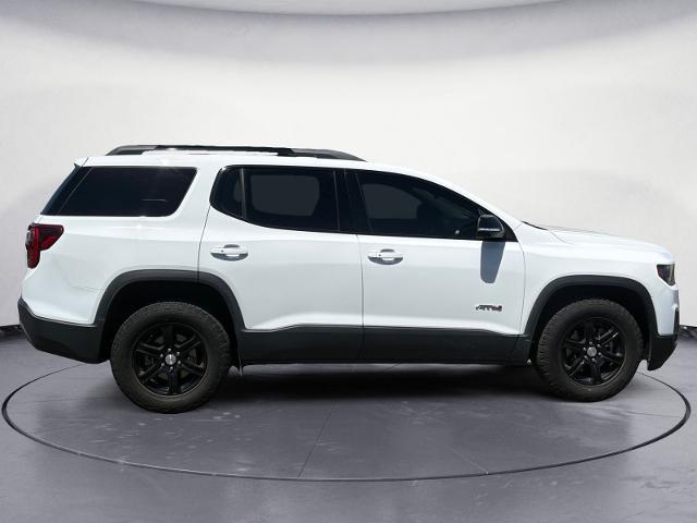 2023 GMC Acadia AWD AT4