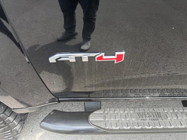2022 GMC Canyon 4WD Crew Cab Short Box AT4 - Leather