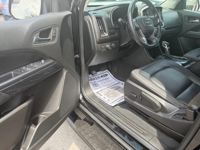 2022 GMC Canyon 4WD Crew Cab Short Box AT4 - Leather