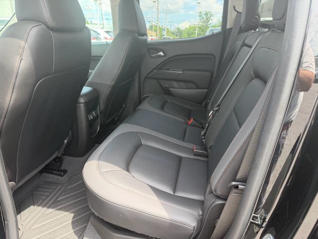2022 GMC Canyon 4WD Crew Cab Short Box AT4 - Leather