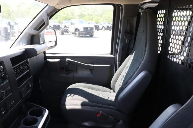 2024 GMC Savana Cargo RWD 2500 Regular Wheelbase Work Van