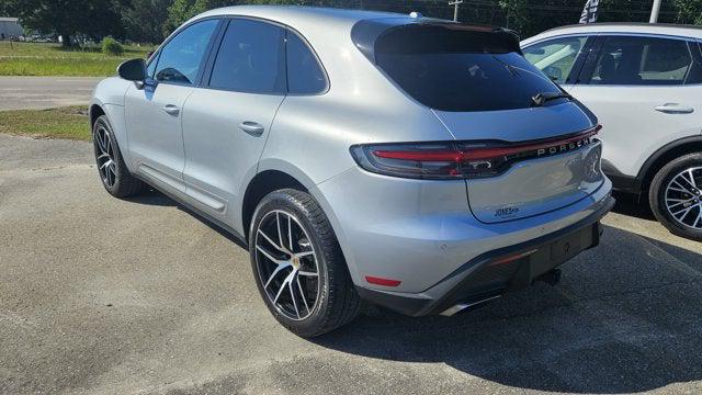 2023 Porsche Macan Base