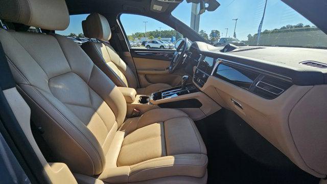 2023 Porsche Macan Base