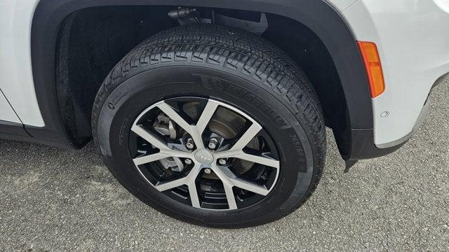 2025 Jeep Grand Cherokee L Limited 4x4