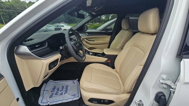 2025 Jeep Grand Cherokee L Limited 4x4