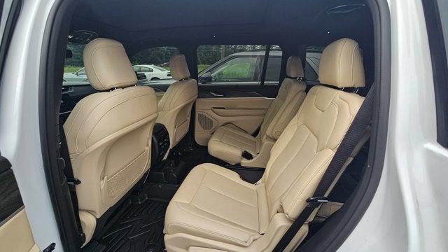 2025 Jeep Grand Cherokee L Limited 4x4