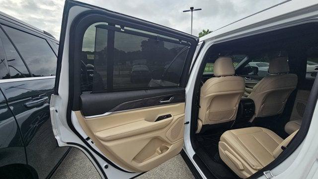 2025 Jeep Grand Cherokee L Limited 4x4