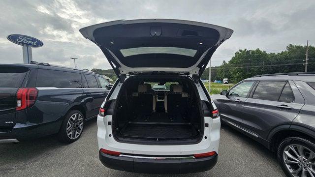 2025 Jeep Grand Cherokee L Limited 4x4
