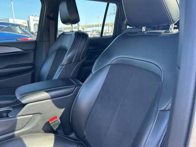 2024 Jeep Grand Cherokee Altitude X 4x2
