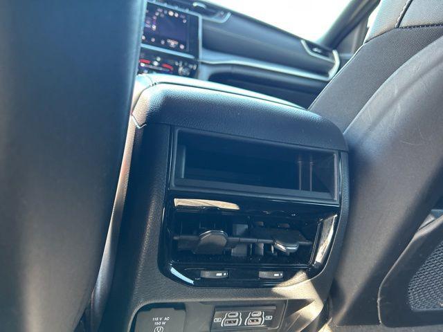 2024 Jeep Grand Cherokee Altitude X 4x2