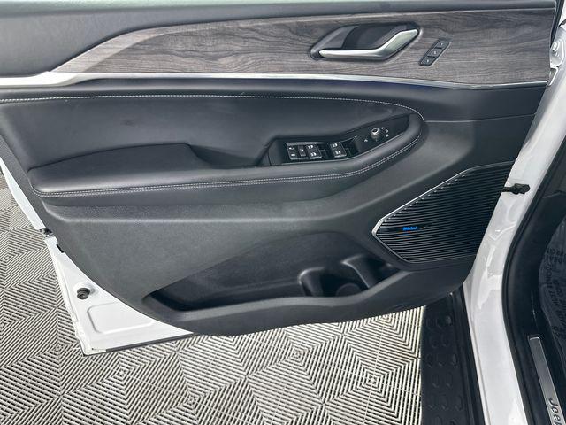 2022 Jeep Grand Cherokee Overland 4x4