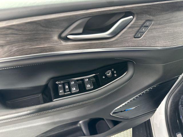 2022 Jeep Grand Cherokee Overland 4x4
