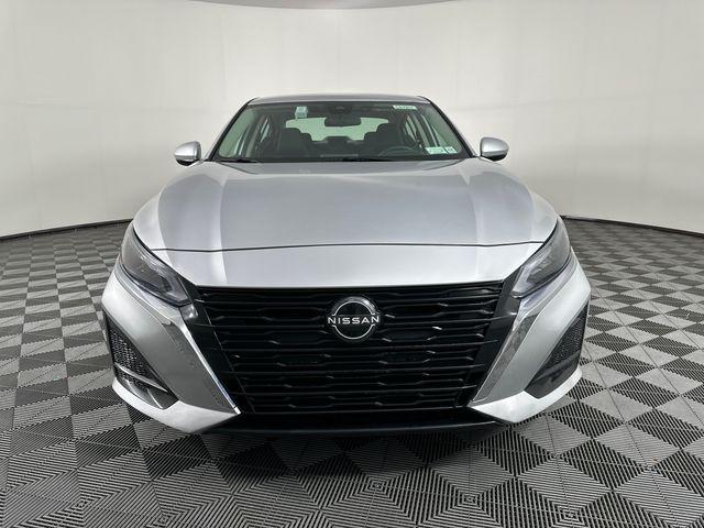 2023 Nissan Altima SV FWD