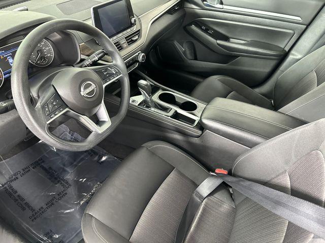 2023 Nissan Altima SV FWD
