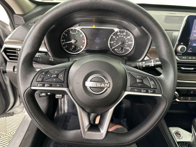 2023 Nissan Altima SV FWD