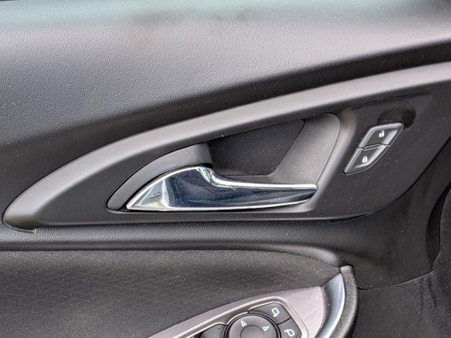 2021 Chevrolet Malibu FWD LT