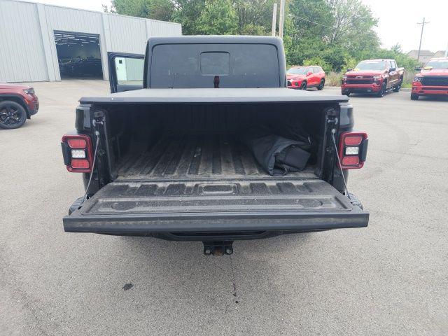 2024 Jeep Gladiator Sport