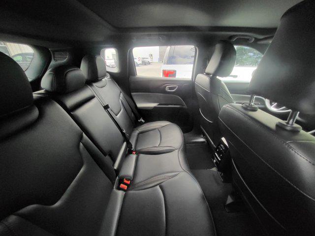 2024 Jeep Compass Latitude Lux FWD