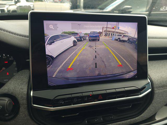 2024 Jeep Compass Latitude Lux FWD