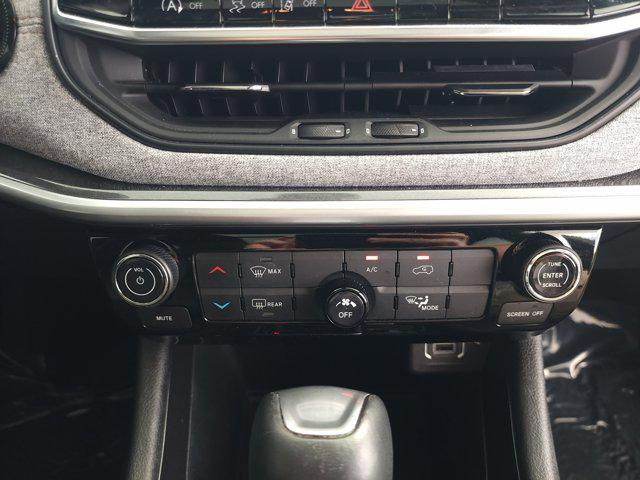 2024 Jeep Compass Latitude Lux FWD