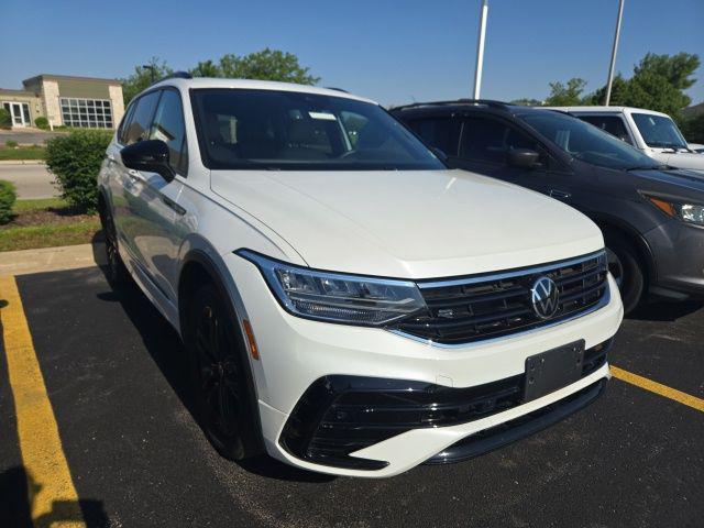 2022 Volkswagen Tiguan 2.0T SE R-Line Black for sale in Highland, IN