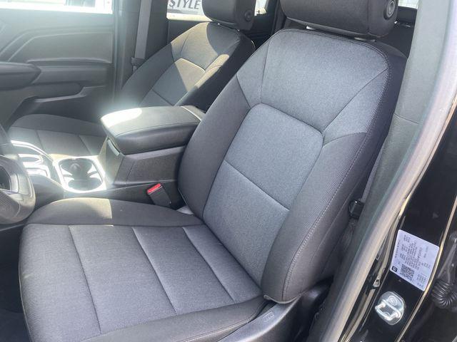 2023 Chevrolet Colorado 4WD Crew Cab Short Box Trail Boss