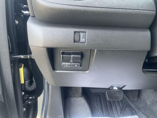 2023 Chevrolet Colorado 4WD Crew Cab Short Box Trail Boss